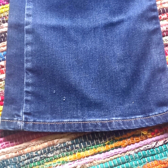 Levi's 518 Superlow Flared Jeans- #1647 - Picture 8 of 16